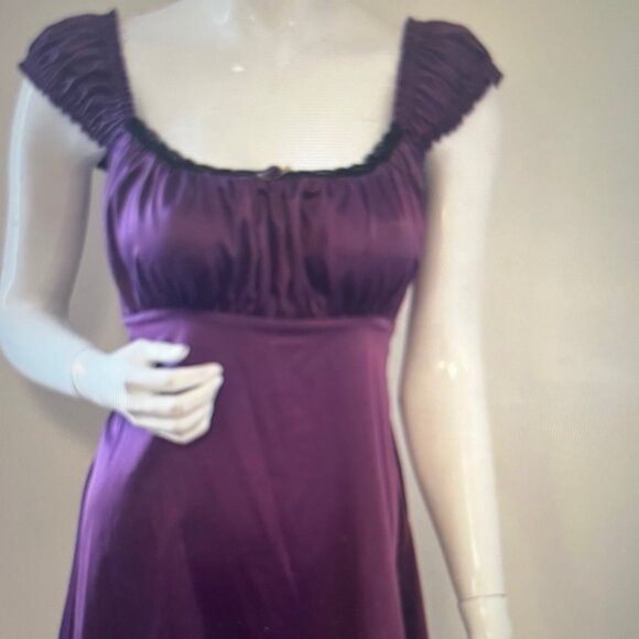 Delias x Dolls Kill Purple Satin Puff Sleeve Babydoll Mini Dress Black Lace Trim - Picture 2 of 7